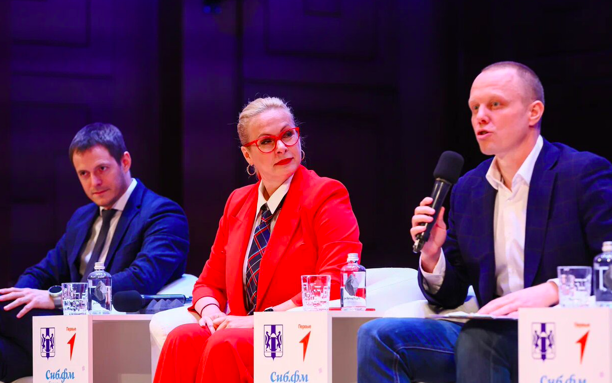 Фото Блогер-миллионник, интервью юнкоров и борьба с фейками. Как в Новосибирске прошёл крупнейший молодёжный медиафорум – ФОТОРЕПОРТАЖ 24 - Сиб.ФМ Фото Блогер-миллионник, интервью юнкоров и борьба с фейками. Как в Новосибирске прошёл крупнейший молодёжный медиафорум – ФОТОРЕПОРТАЖ 24